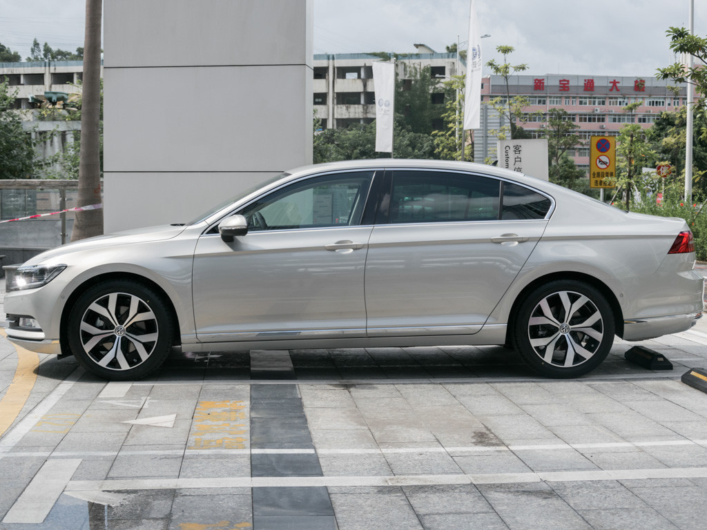 迈腾2017款 380tsi dsg 旗舰型