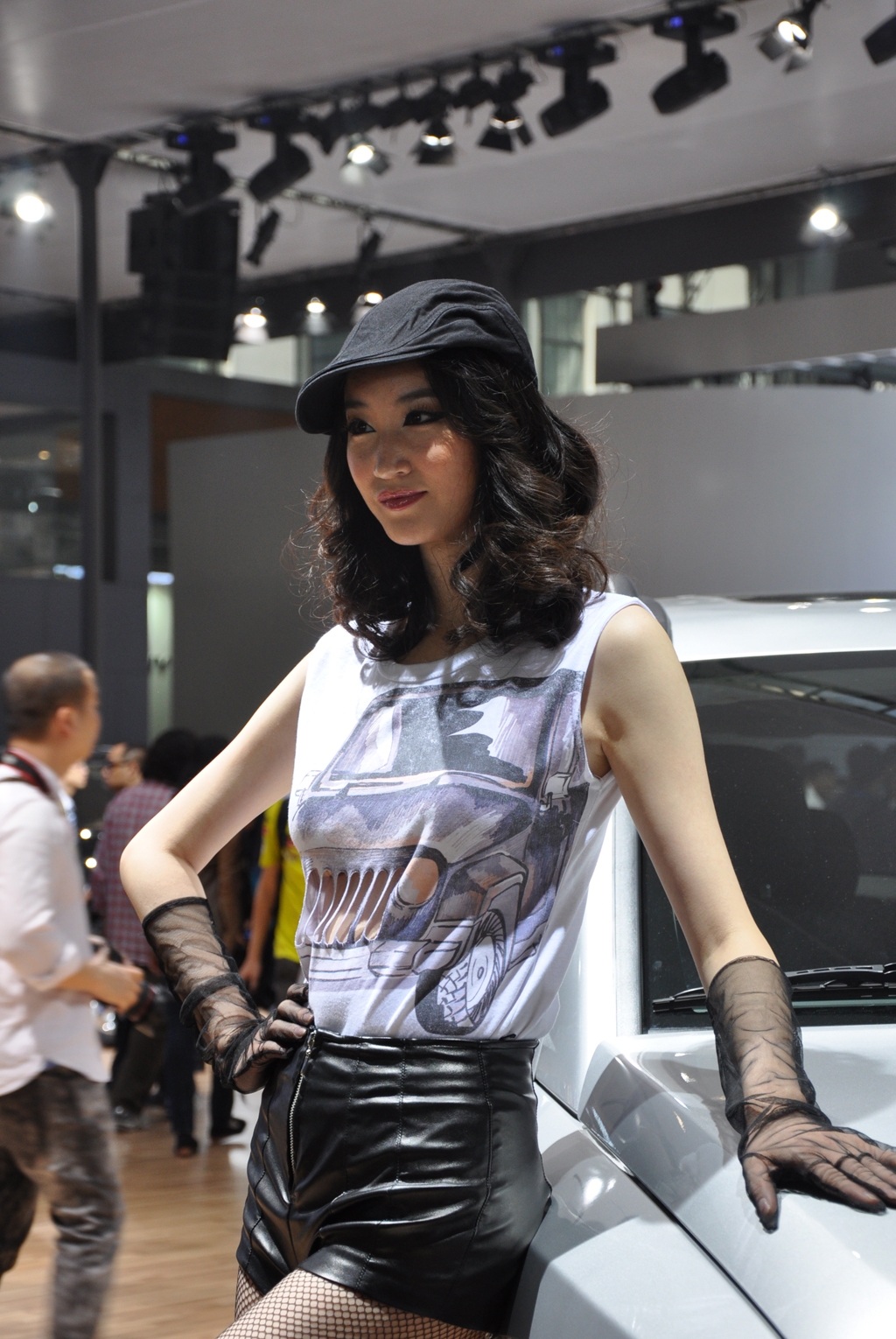 吉普3号车模图片|2011广州车展吉普3号车模图片 – 车主之家