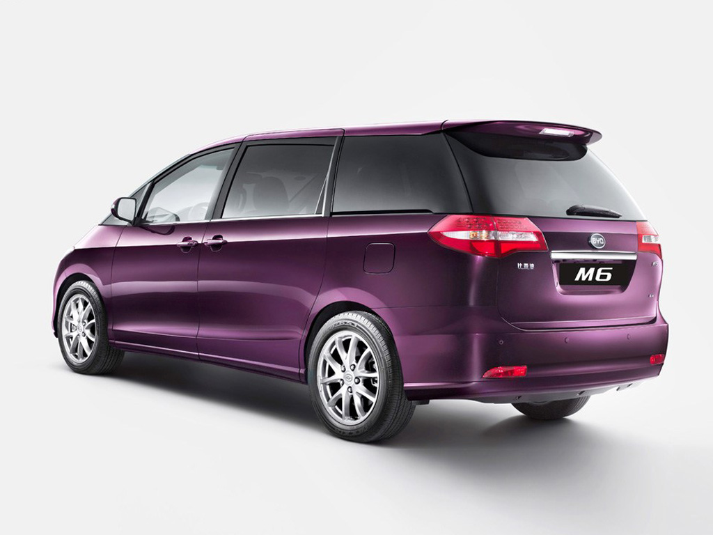 比亚迪m6