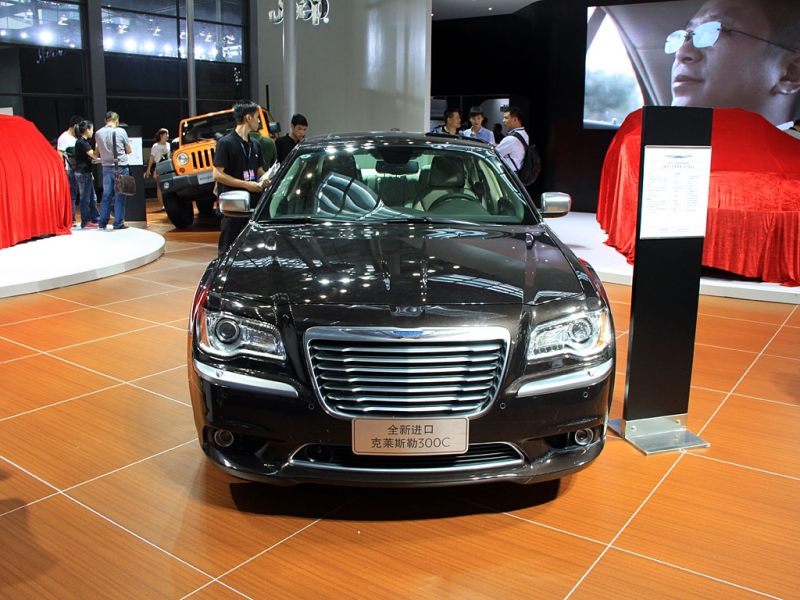 克莱斯勒300C(进口)