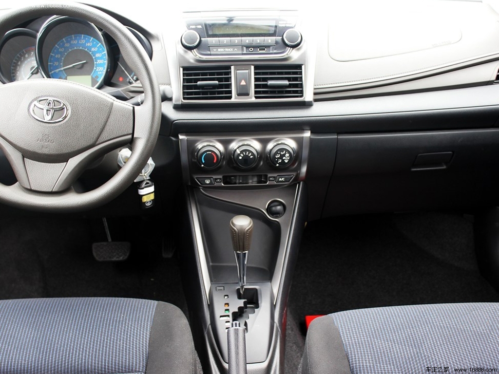 YARiS L 致炫
