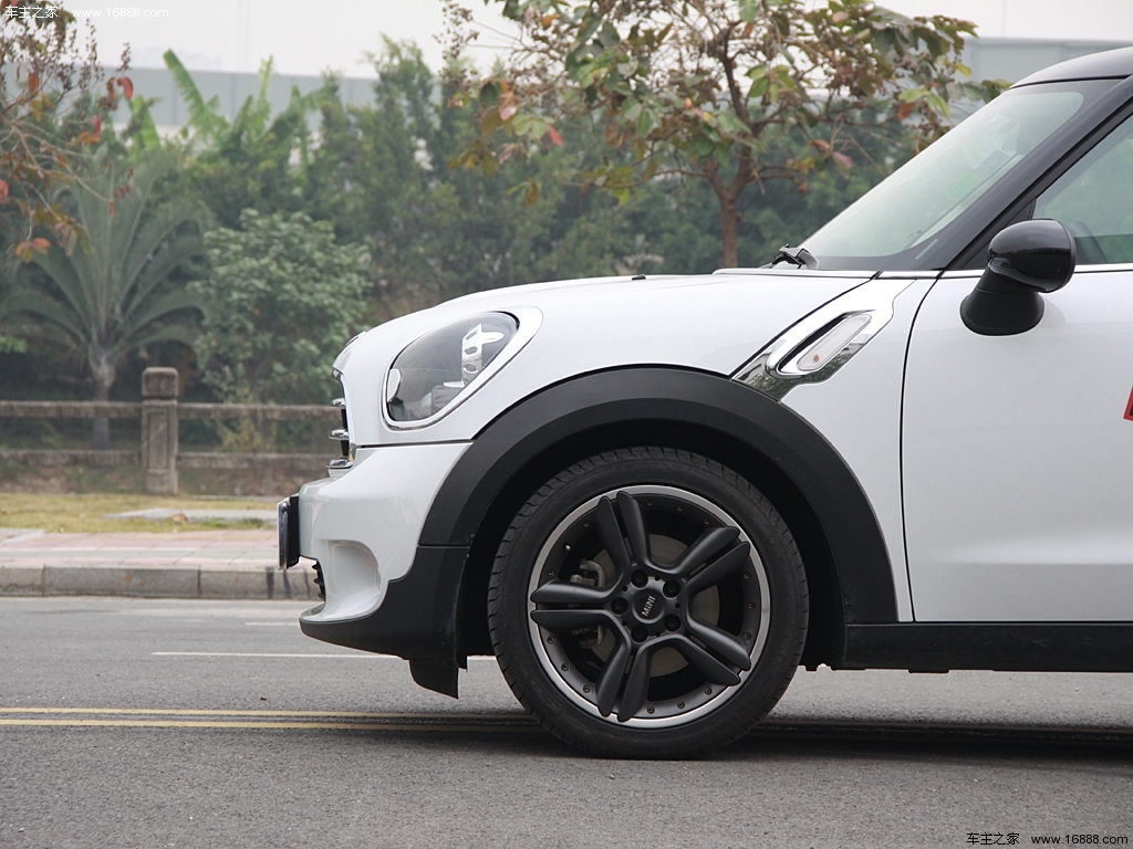 MINI PACEMAN