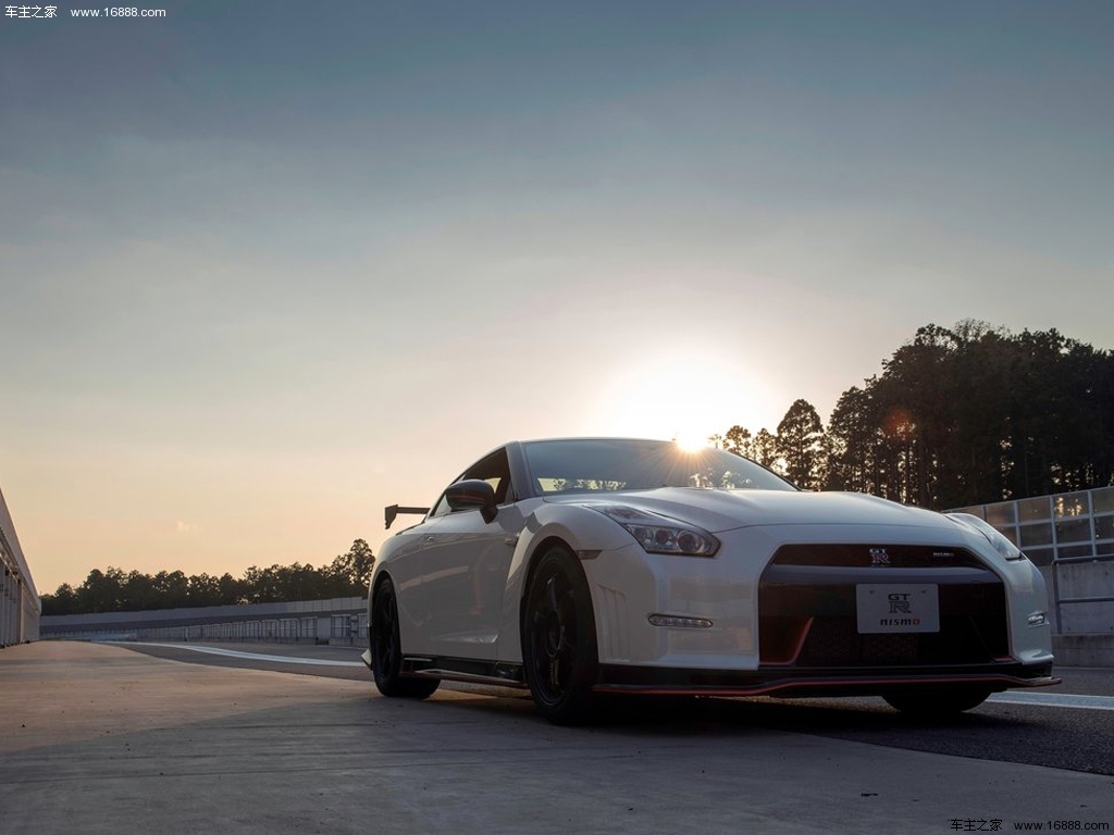 日产GT-R