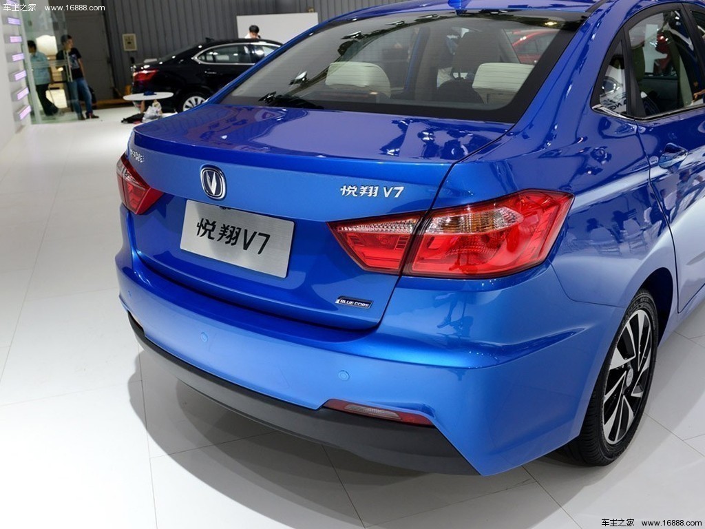 悦翔V72014款基本型