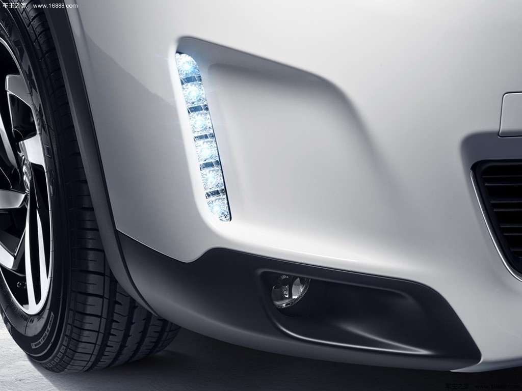 雪铁龙C3-XR2014款基本型