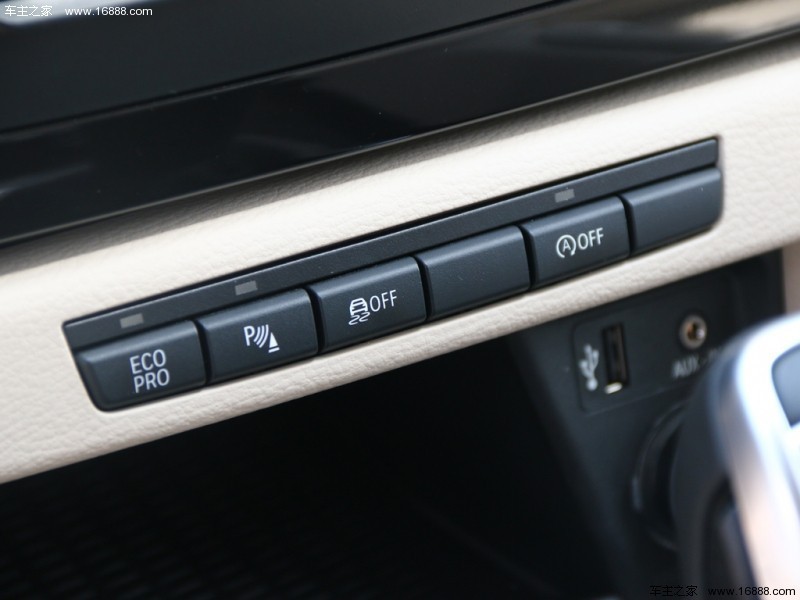 宝马X114款 sDrive18i X设计套装