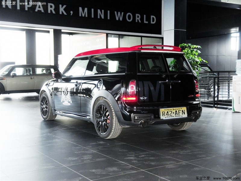 MINI JCW CLUBMAN