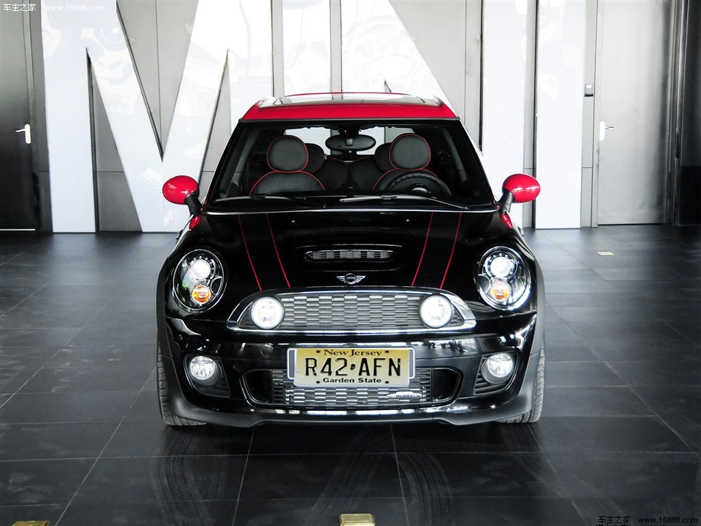 MINI JCW CLUBMAN