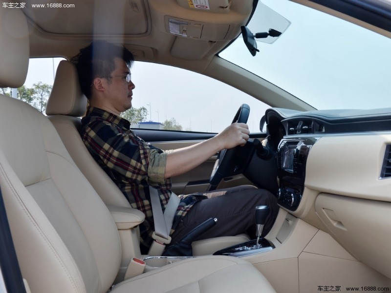 卡罗拉2014款 1.8L CVT 至高版