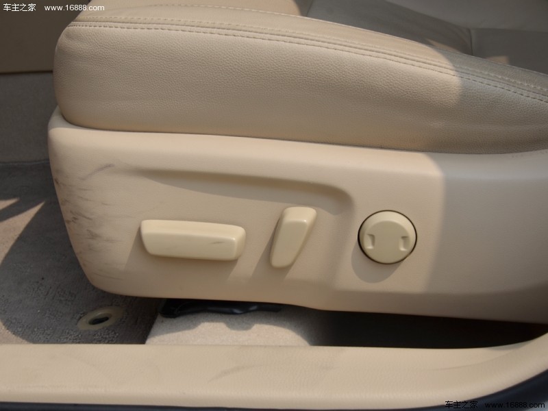 卡罗拉2014款 1.8L CVT 至高版