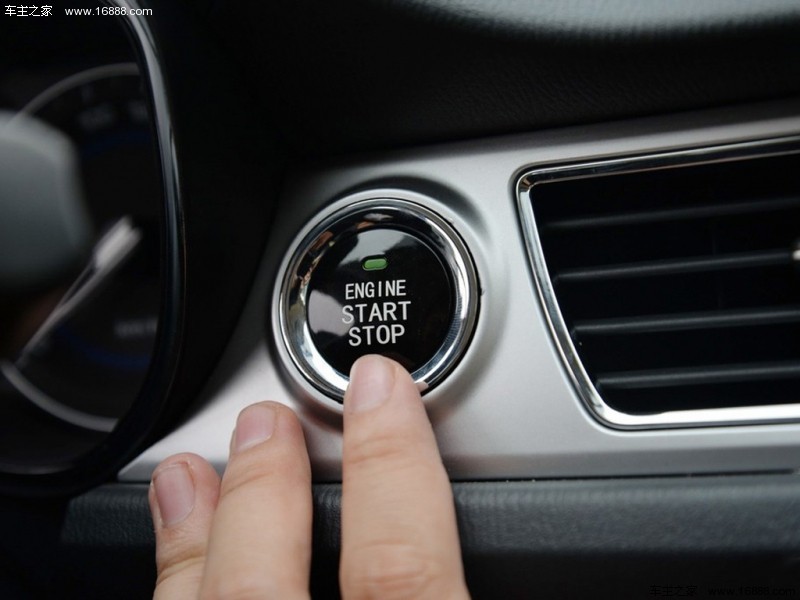 悦翔V72015款1.6L AT乐趣型