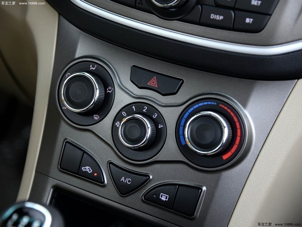 凯翼C3 2015款 1.5L 手动金钻型