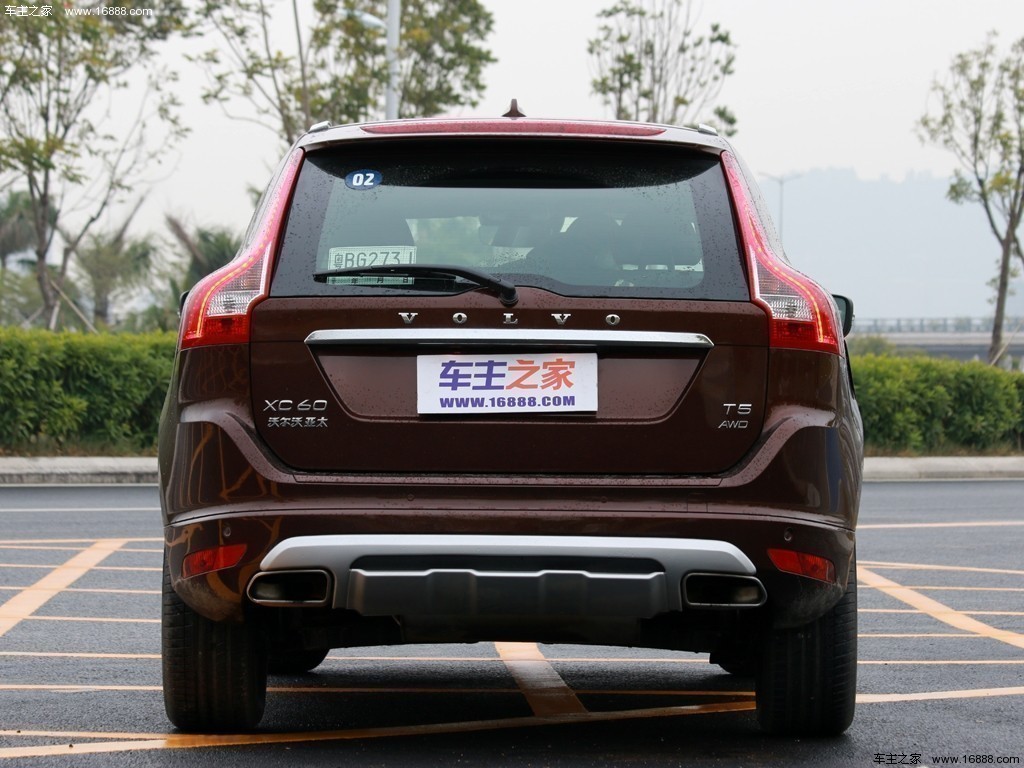 沃尔沃XC6015款 2.0T T5 智驭版