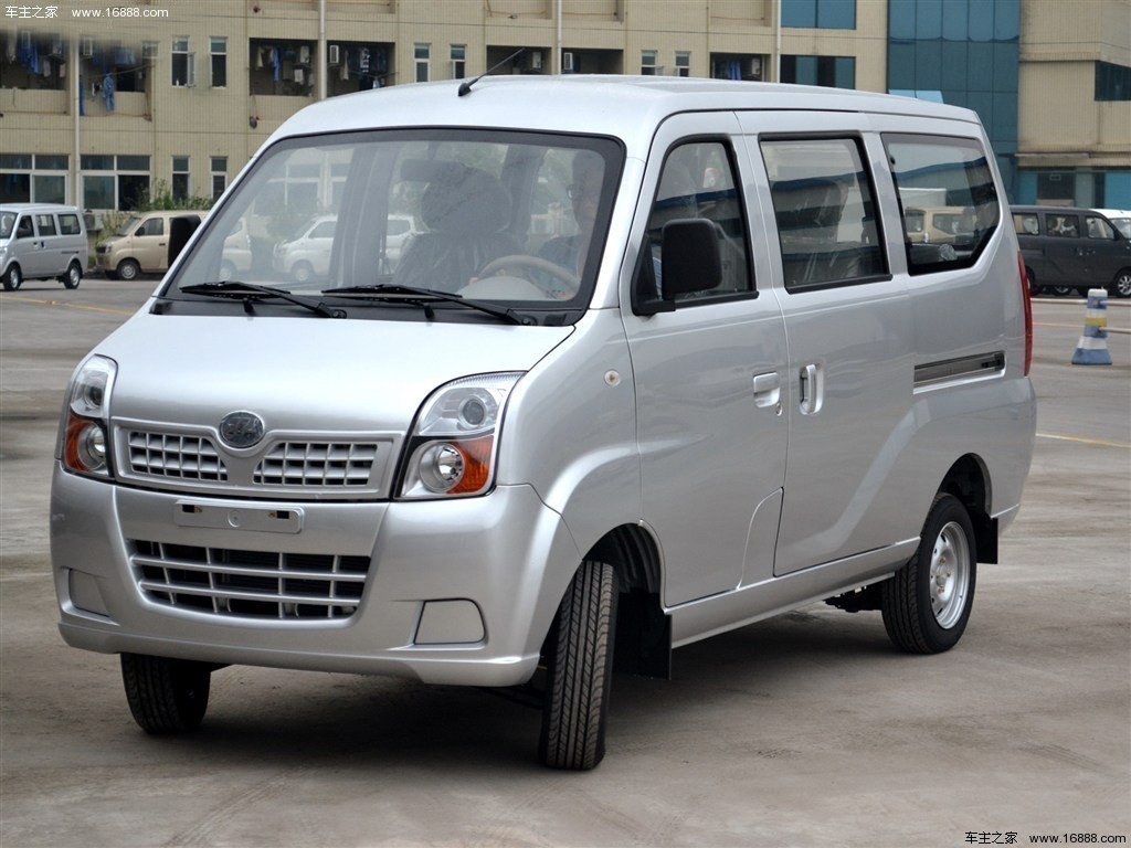 丰顺11款1.0L豪华型LF466Q