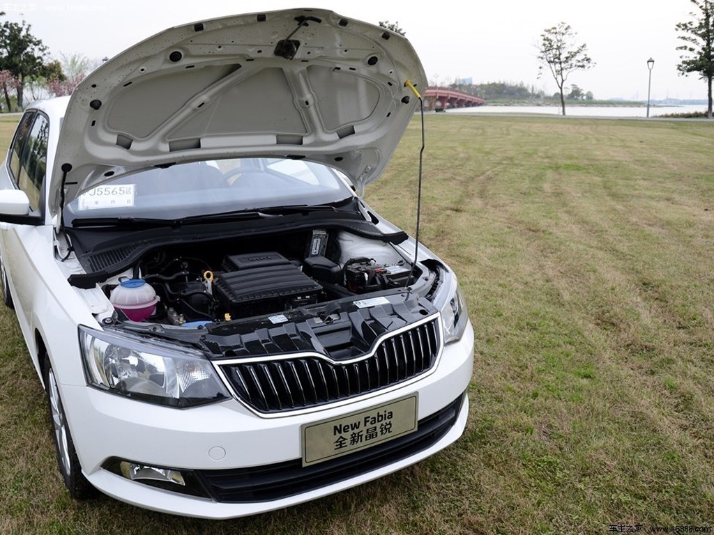 晶锐2015款 1.6L 基本型