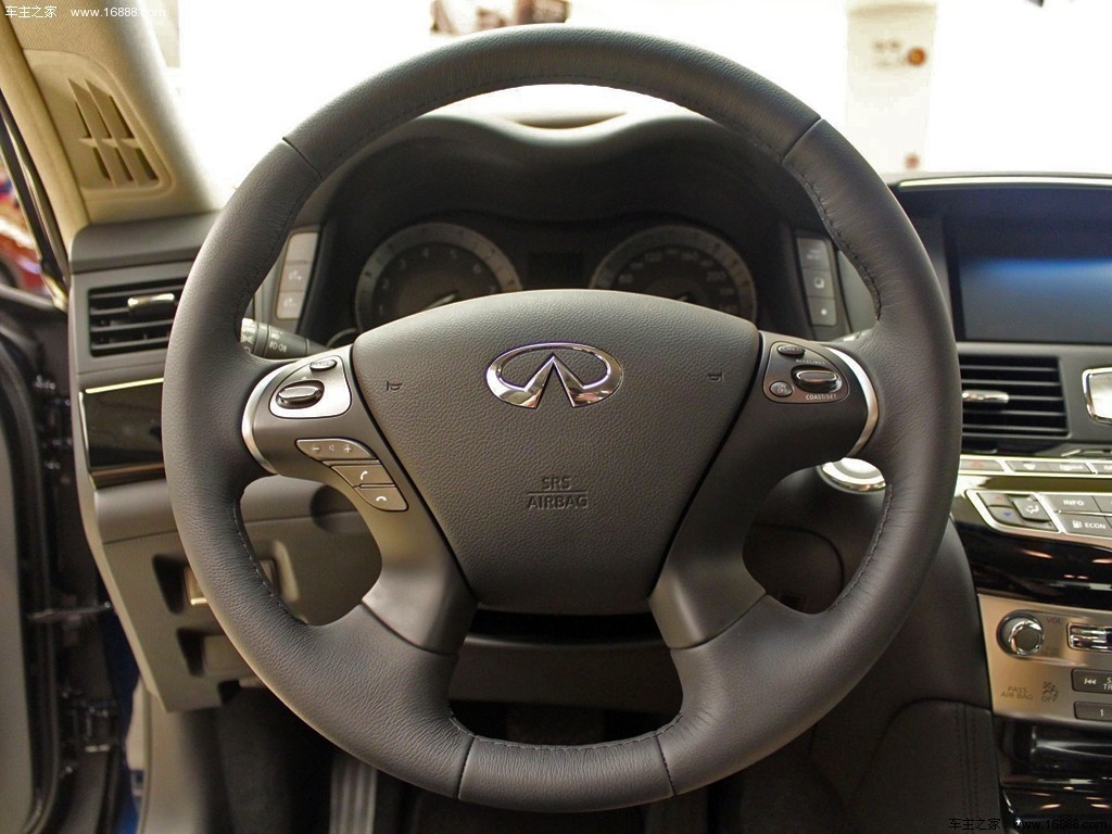 英菲尼迪Q702015款 2.5L舒适版