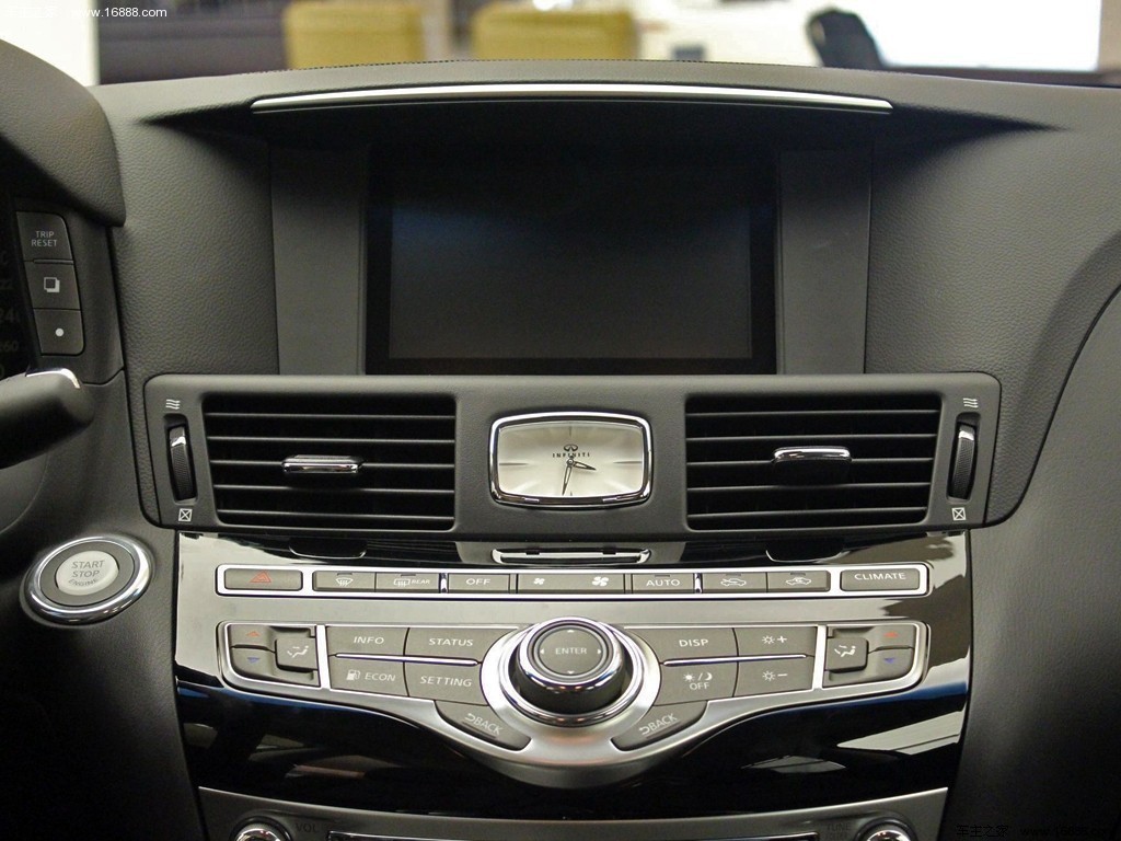 英菲尼迪Q702015款 2.5L舒适版