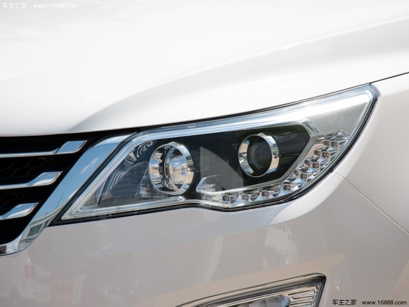 宝骏5602015款 1.8L 手动精英型