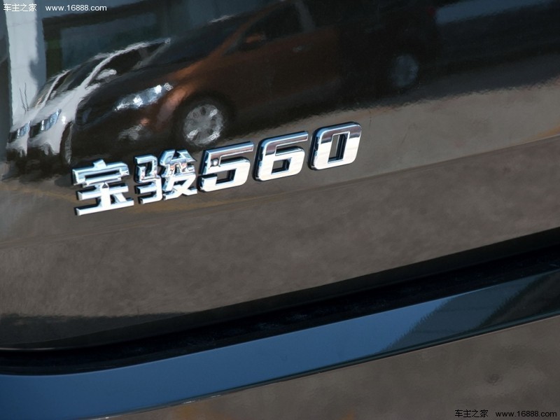 宝骏5602015款 1.8L手动豪华型
