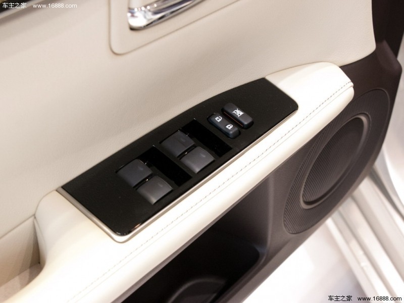 雷克萨斯ES2015款 300h 舒适型