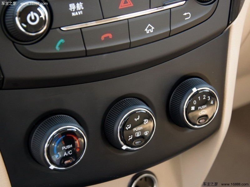 五菱宏光 2015款 1.5L S1 豪华型