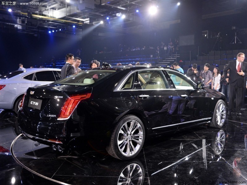 凯迪拉克CT62015款 基本型