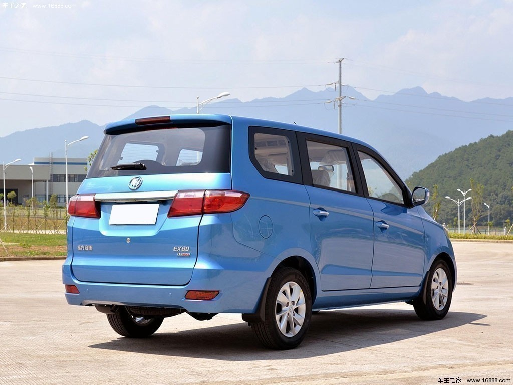 启腾EX802015款 1.5L 旗舰型