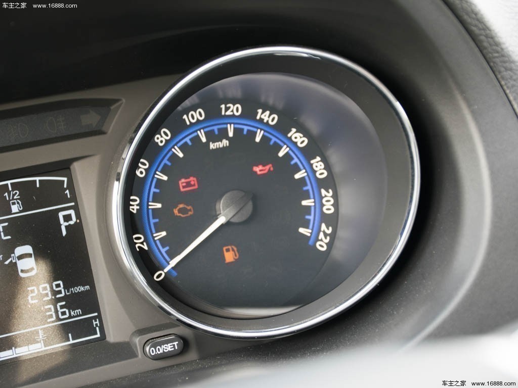 风行S500 2016款 1.6L CVT尊贵型