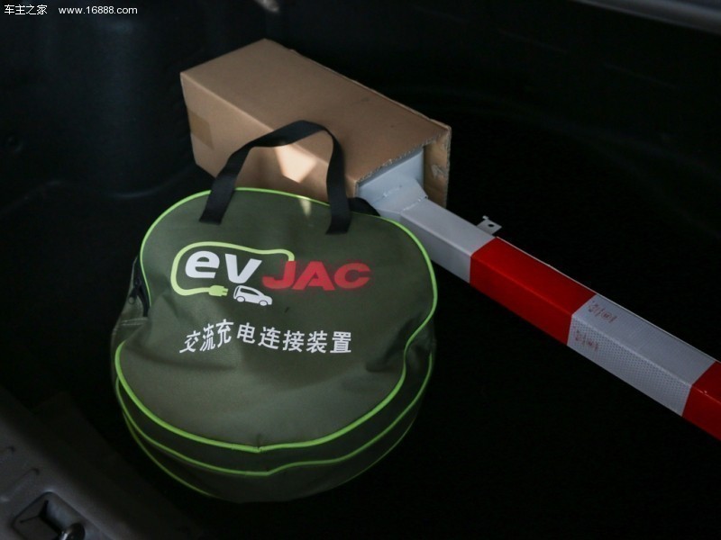江淮iEV 2015款 iEV5