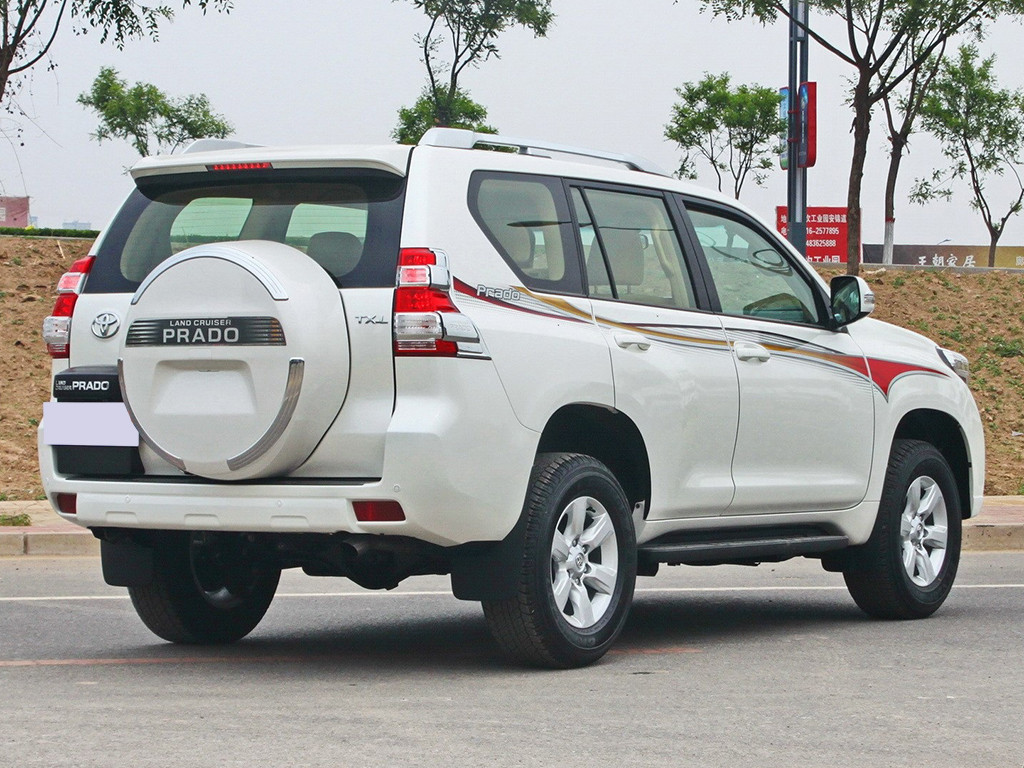 普拉多中东版2015款 2.7L VX 中东版