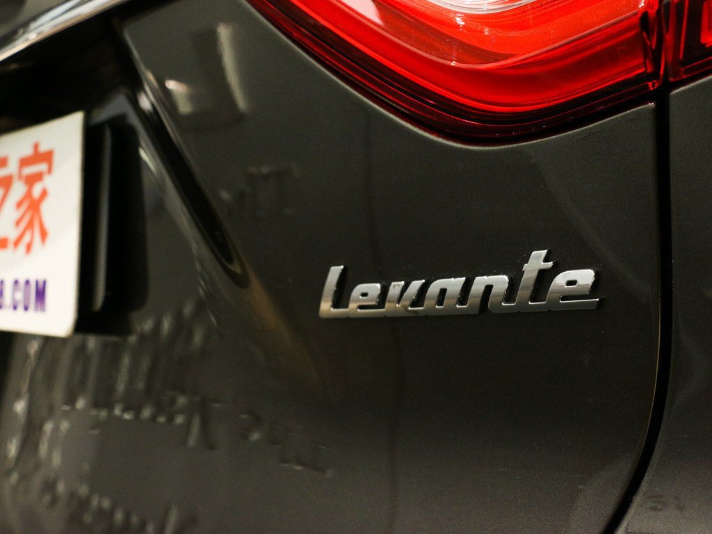 Levante 2016款 3.0T Levante S
