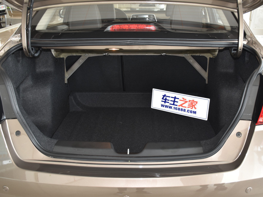 宝骏630 2016款 1.5L 手动标准型