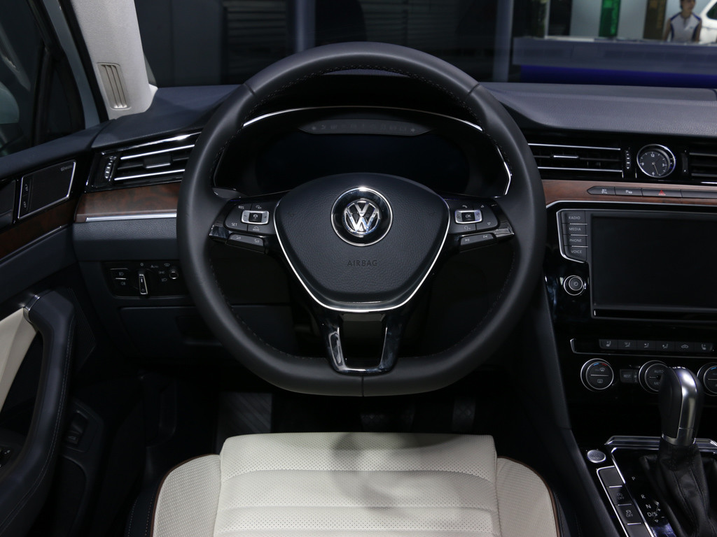 2016款 2.0tsi 智享尊贵型|迈腾内饰图片 – 车主之家