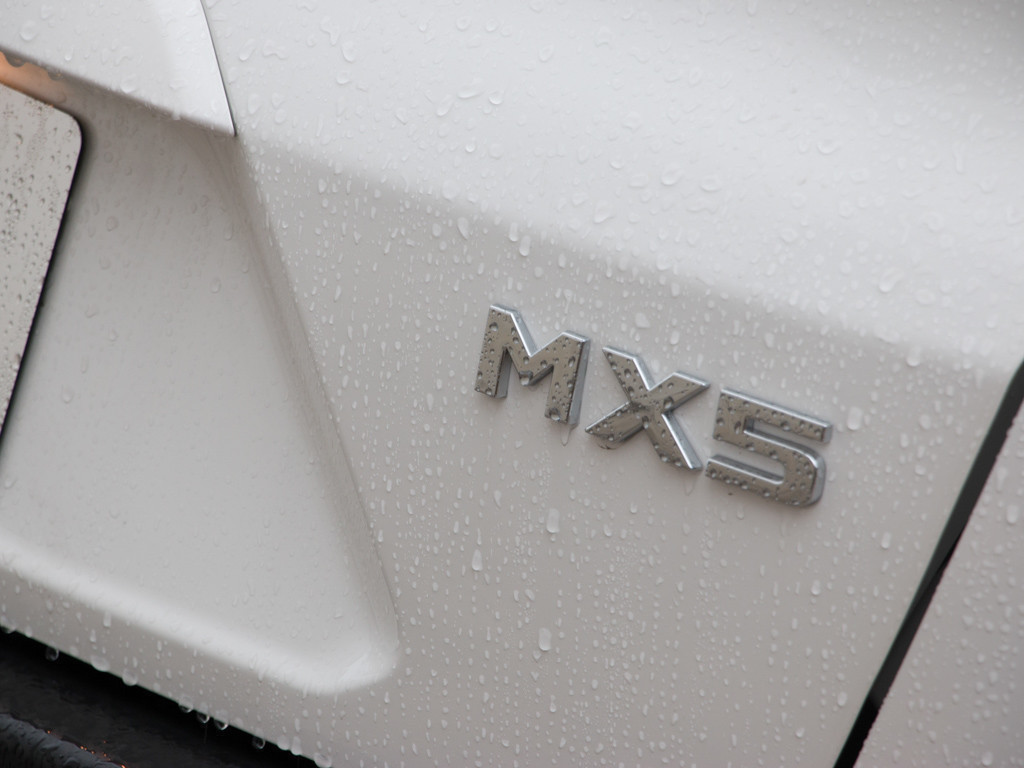 东风风度MX5 2016款 2.0L 自动旗舰版