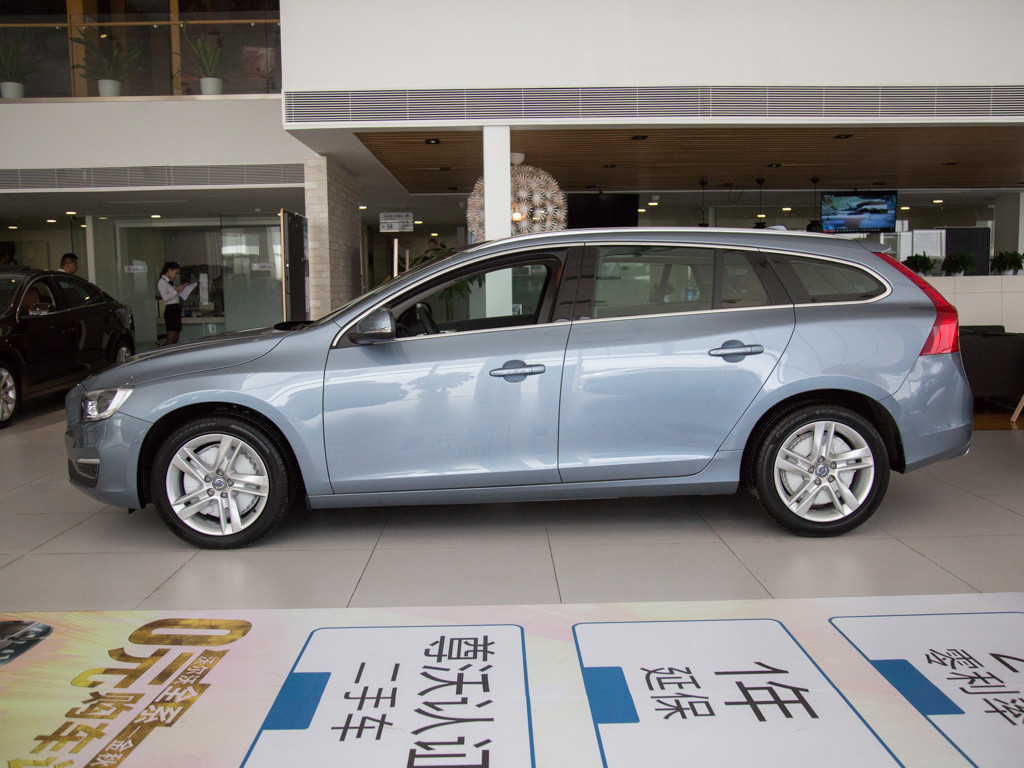 沃尔沃V60 2017款 2.0T T5 智雅版