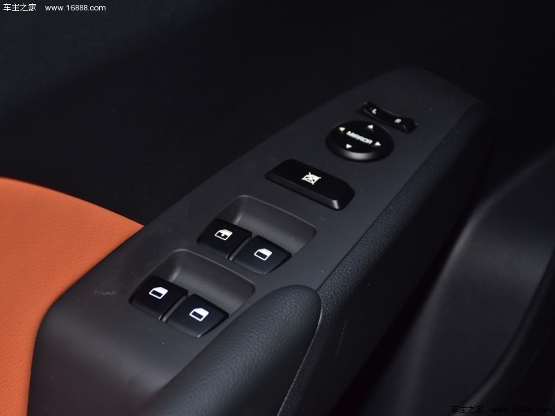 悦纳RV 2017款 1.4L 自动活力版SPORT