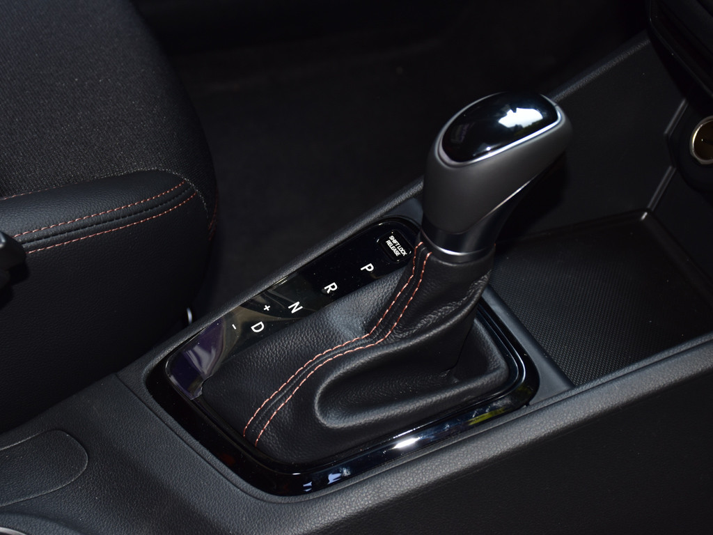 悦纳RV 2017款 1.4L 自动活力版SPORT