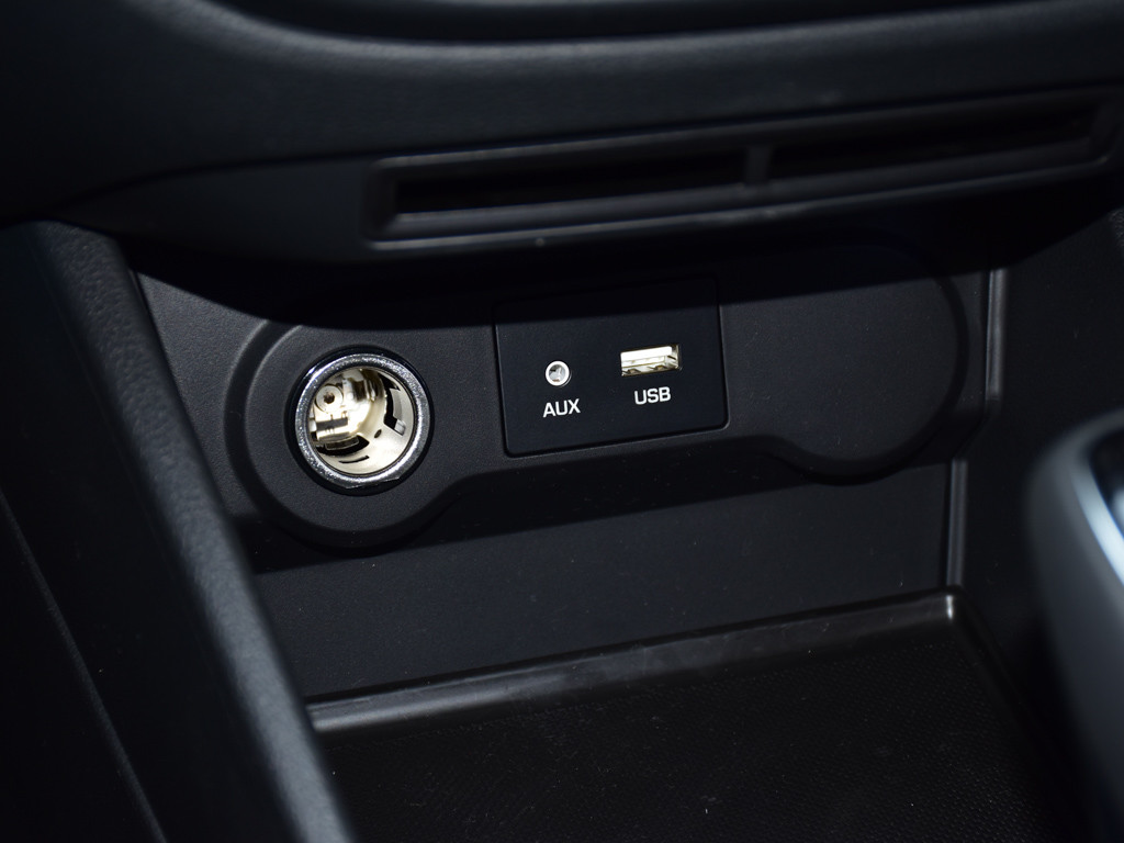 悦纳RV 2017款 1.4L 自动活力版SPORT