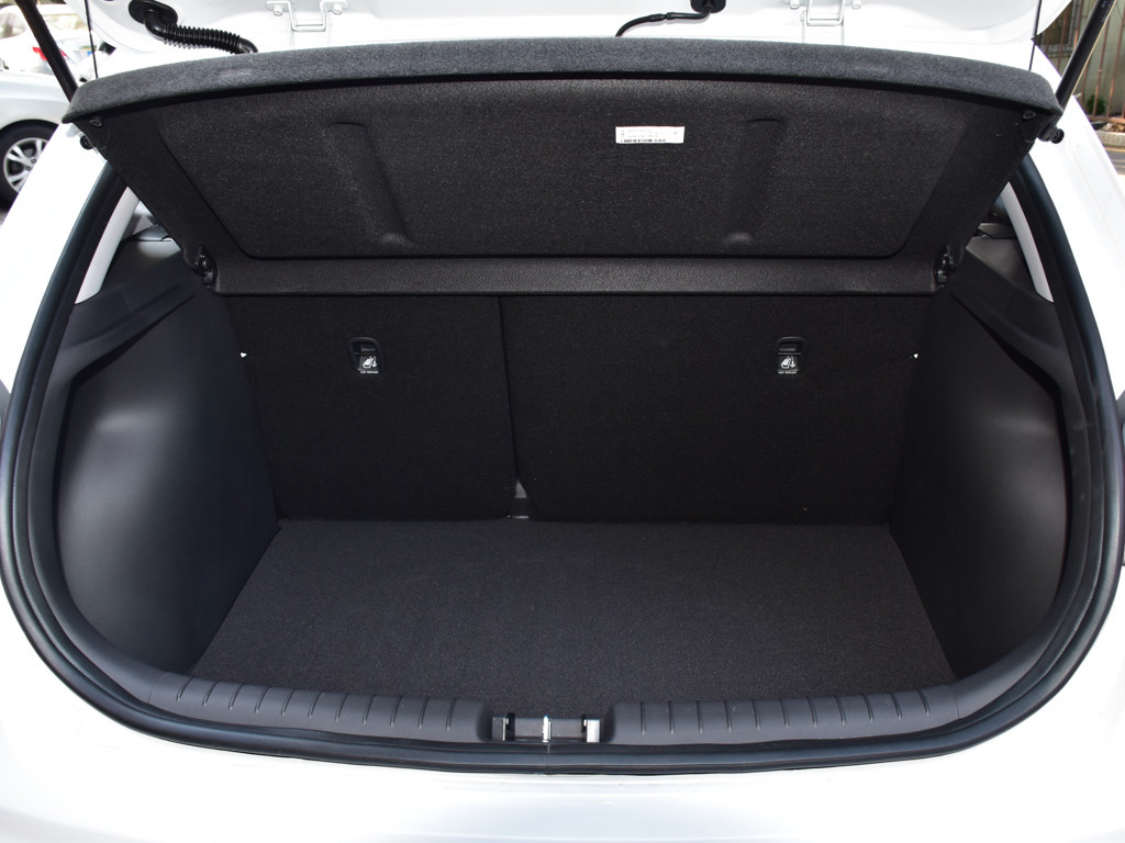 悦纳RV 2017款 1.4L 自动活力版SPORT