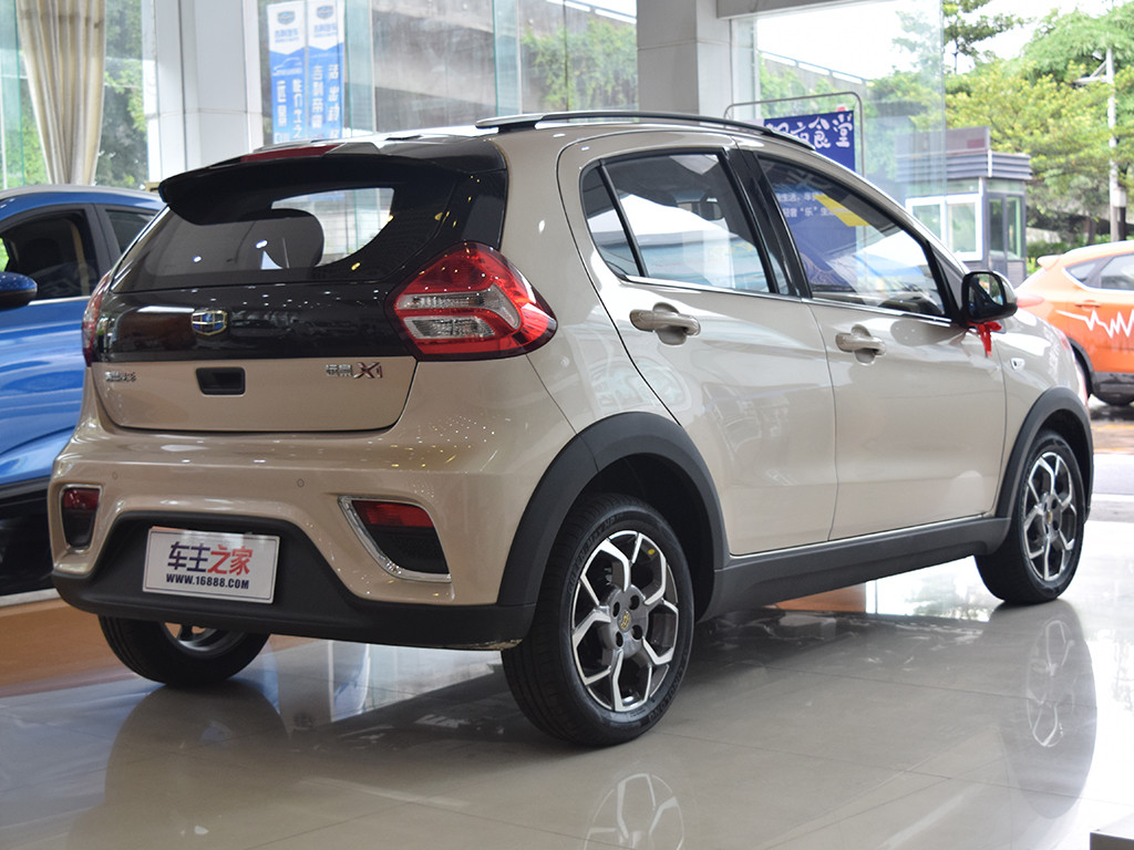 远景x12017款 1.3l 自动乐趣版(指导价:5.29万)