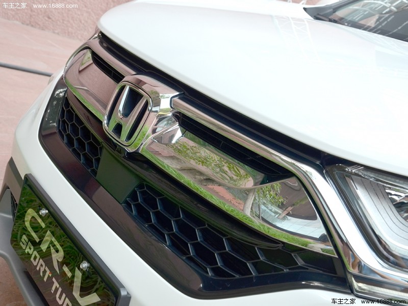 本田CR-V2017款 240TURBO 自动四驱尊耀版（指导价：24.98万）
