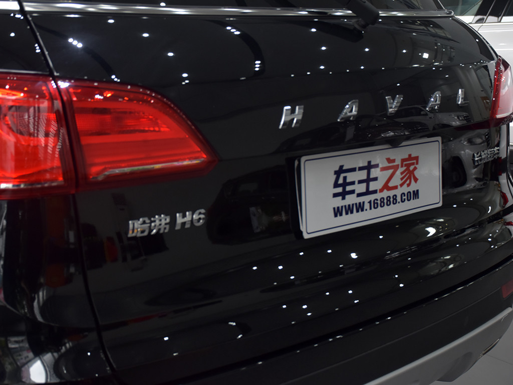 哈弗H6 CoupeCoupe 2016款 蓝标 1.5T 手动两驱精英型（指导价：13.28万）