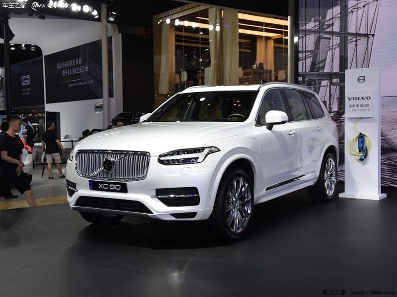 沃尔沃XC90插电式混动2018款 E驱混动 2.0T T8 个性运动版 7座