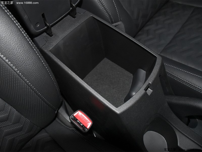 福瑞迪2018款 1.6L 自动智享豪华版Value-Comfort