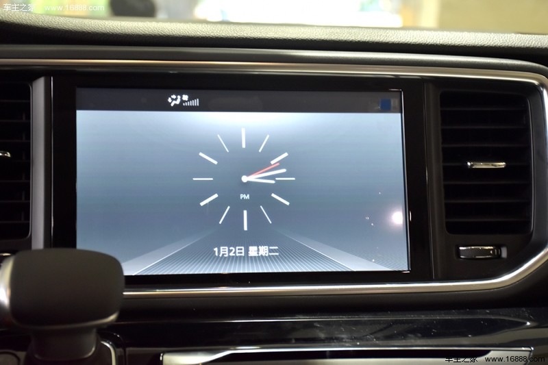 传祺M82018款 320T 尊贵版