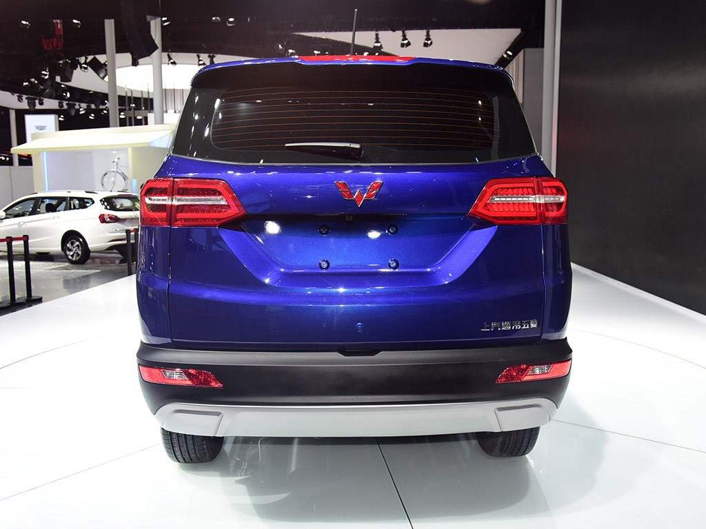 五菱宏光S32018款 1.5T 手动豪华型