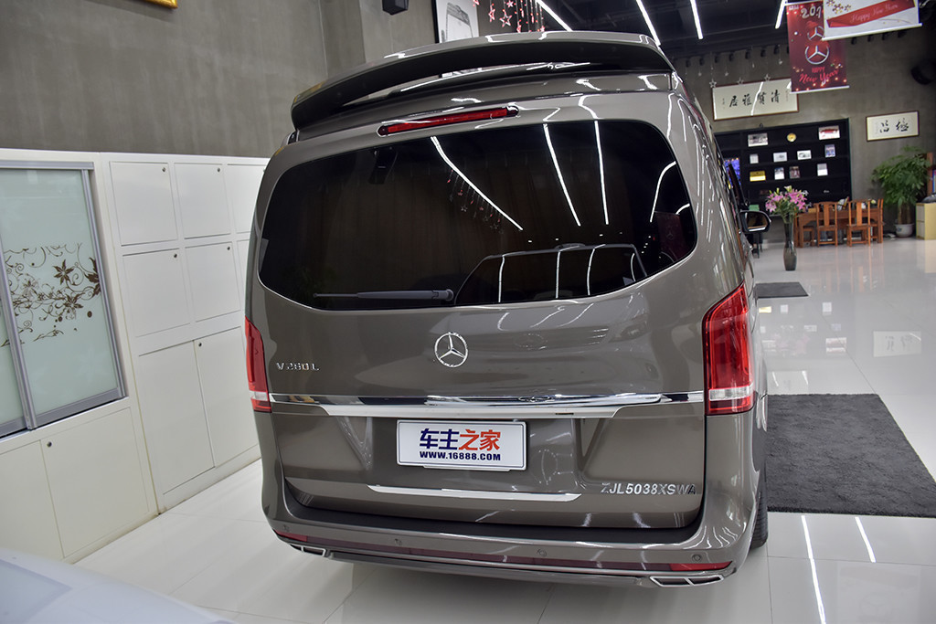 奔驰V级欧版2016款 V250 CDI 自动 马可波罗房车