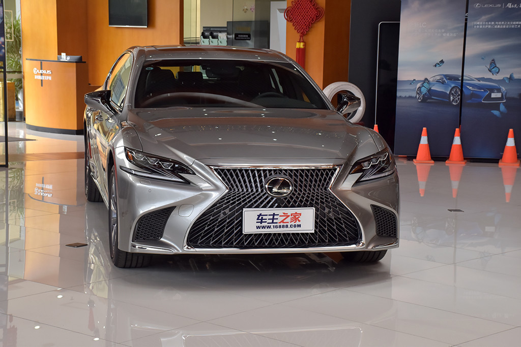 雷克萨斯LS2018款 350 豪华版