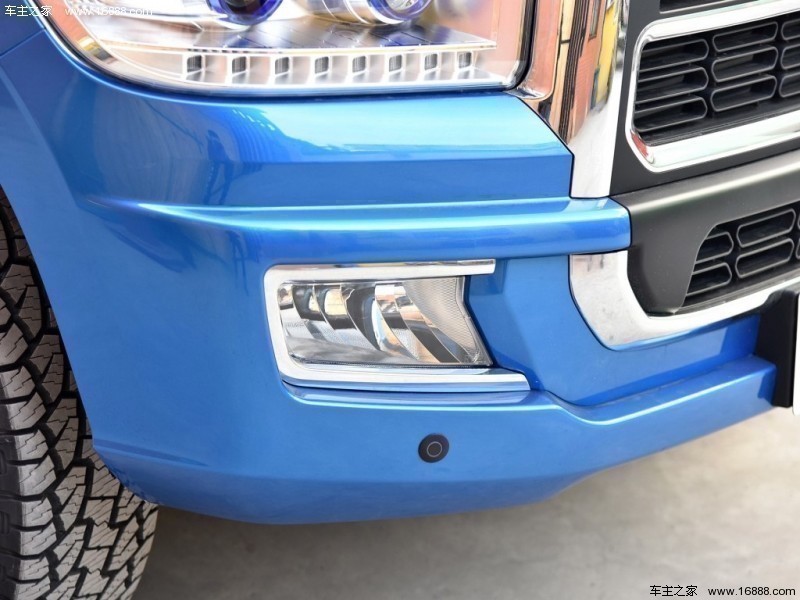 领主2018款 2.5T 柴油大双两驱超豪华型
