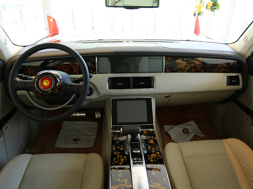红旗国礼2014款 6.0L 帜尊版